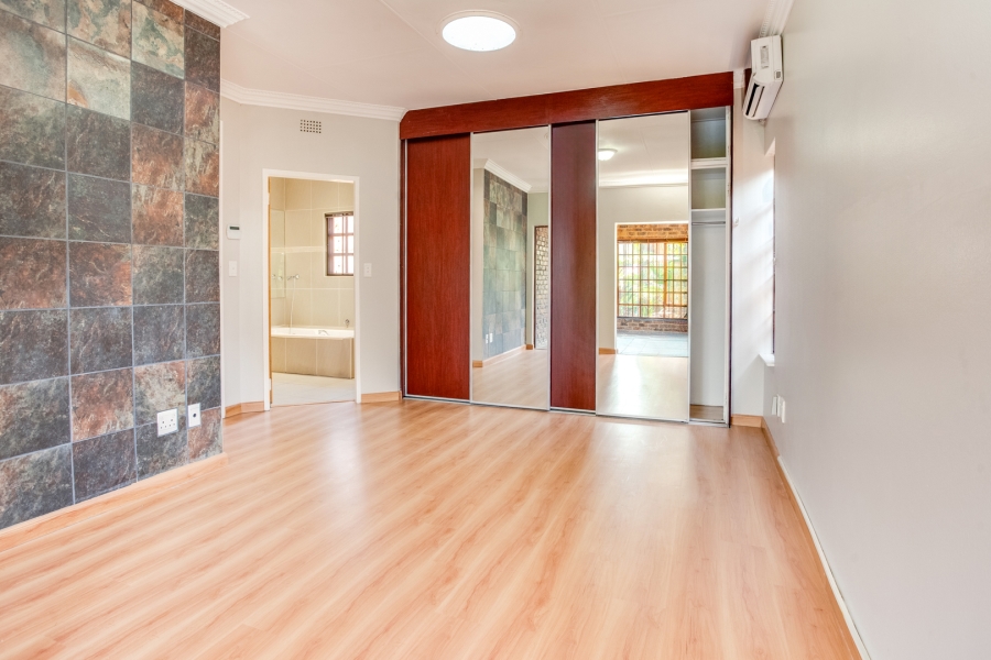 13 Bedroom Property for Sale in Boskruin Gauteng