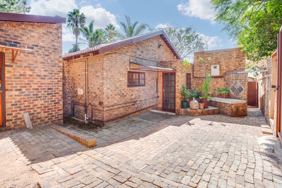 13 Bedroom Property for Sale in Boskruin Gauteng