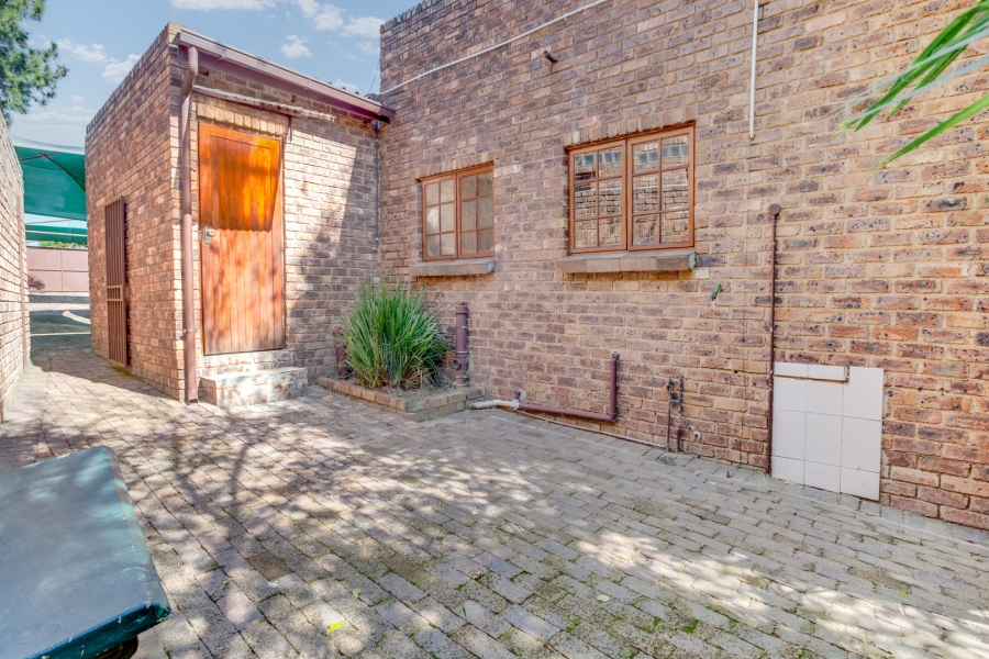 13 Bedroom Property for Sale in Boskruin Gauteng