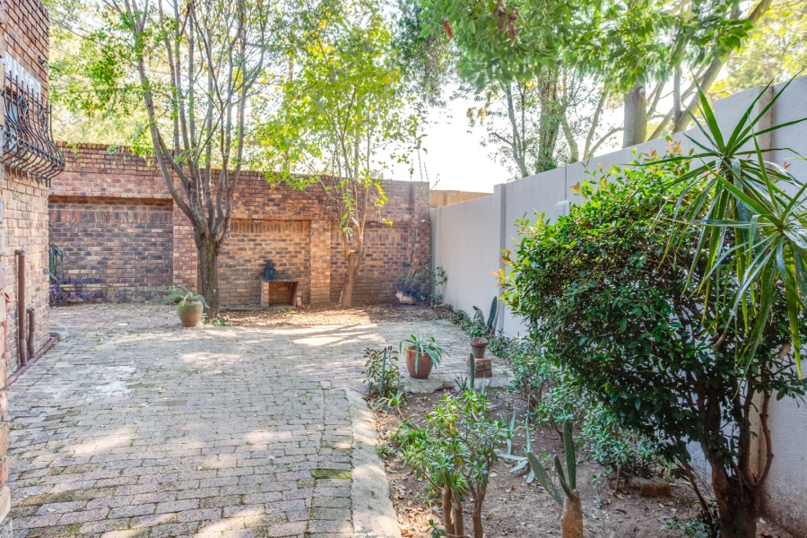 13 Bedroom Property for Sale in Boskruin Gauteng