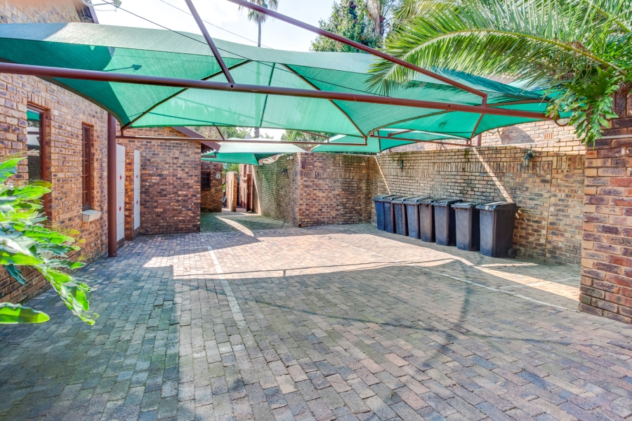13 Bedroom Property for Sale in Boskruin Gauteng