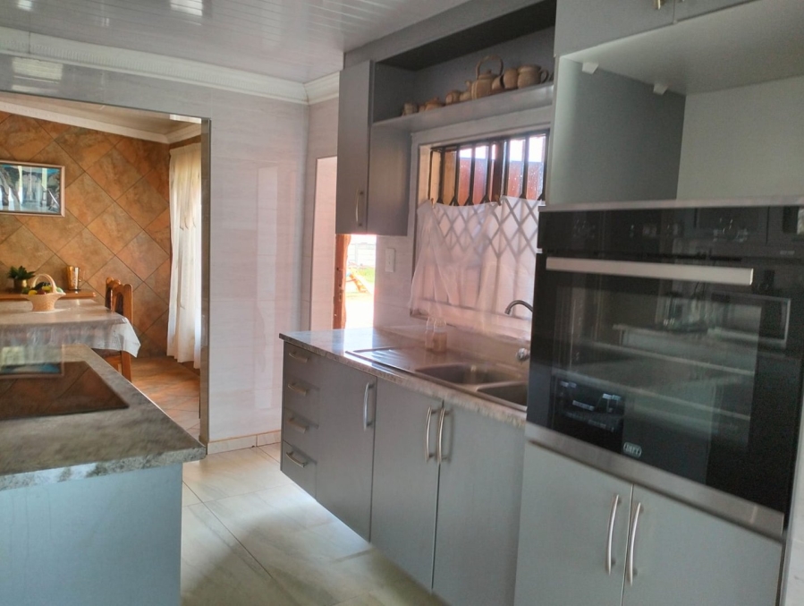 3 Bedroom Property for Sale in Middelvlei A H Gauteng