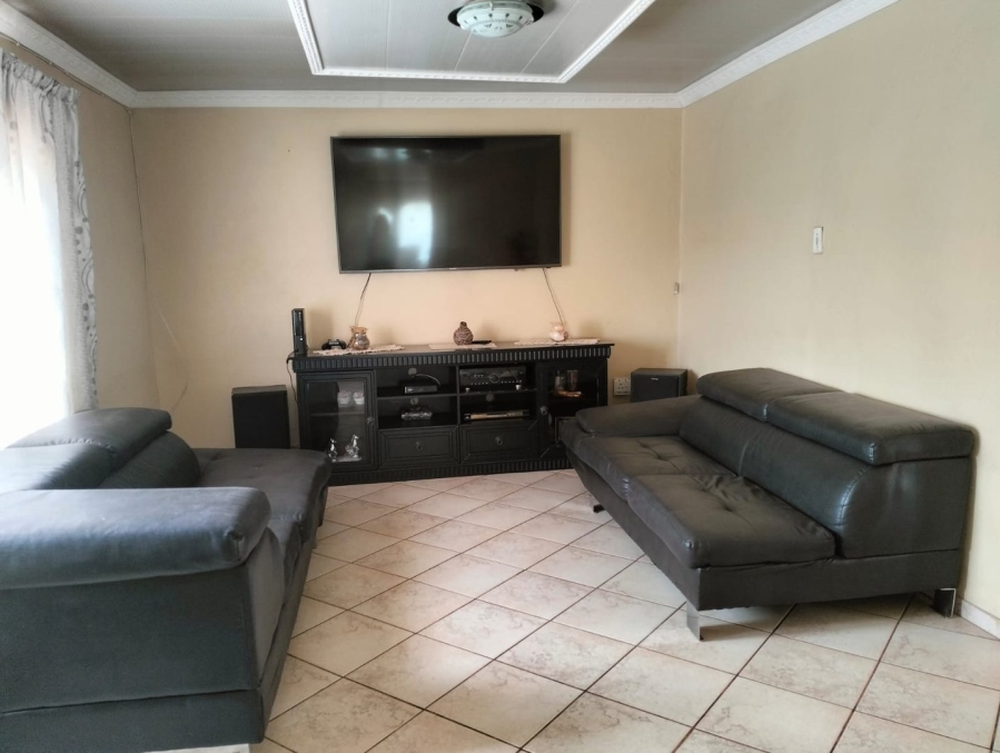3 Bedroom Property for Sale in Middelvlei A H Gauteng