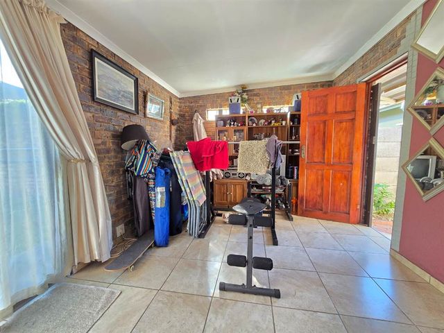 4 Bedroom Property for Sale in Roseacre Gauteng