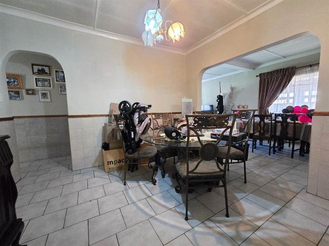 4 Bedroom Property for Sale in Roseacre Gauteng