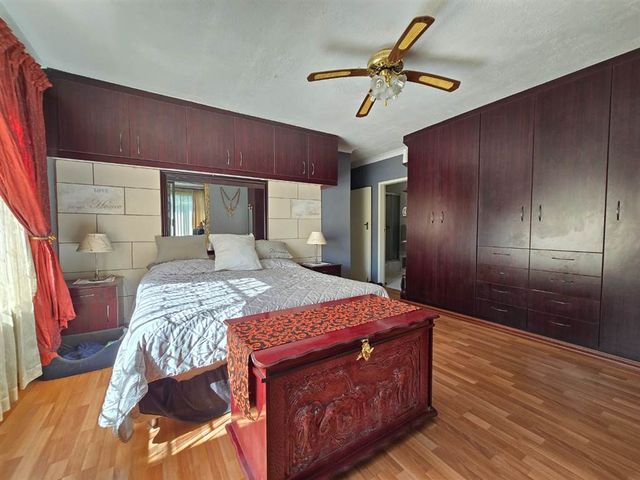 4 Bedroom Property for Sale in Roseacre Gauteng