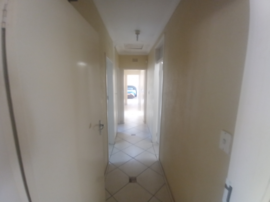 4 Bedroom Property for Sale in Mulbarton Gauteng