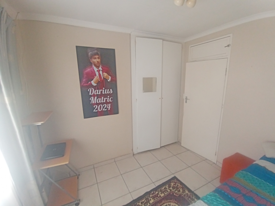 4 Bedroom Property for Sale in Mulbarton Gauteng