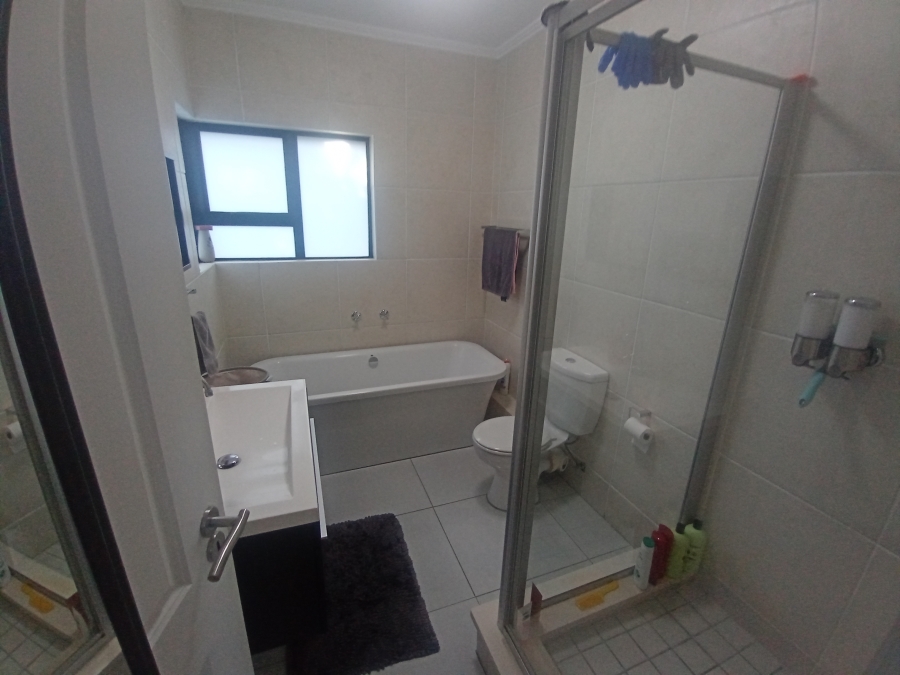 2 Bedroom Property for Sale in Bassonia Gauteng