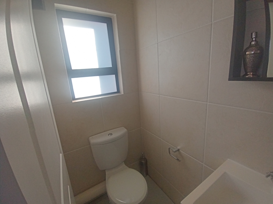 2 Bedroom Property for Sale in Bassonia Gauteng