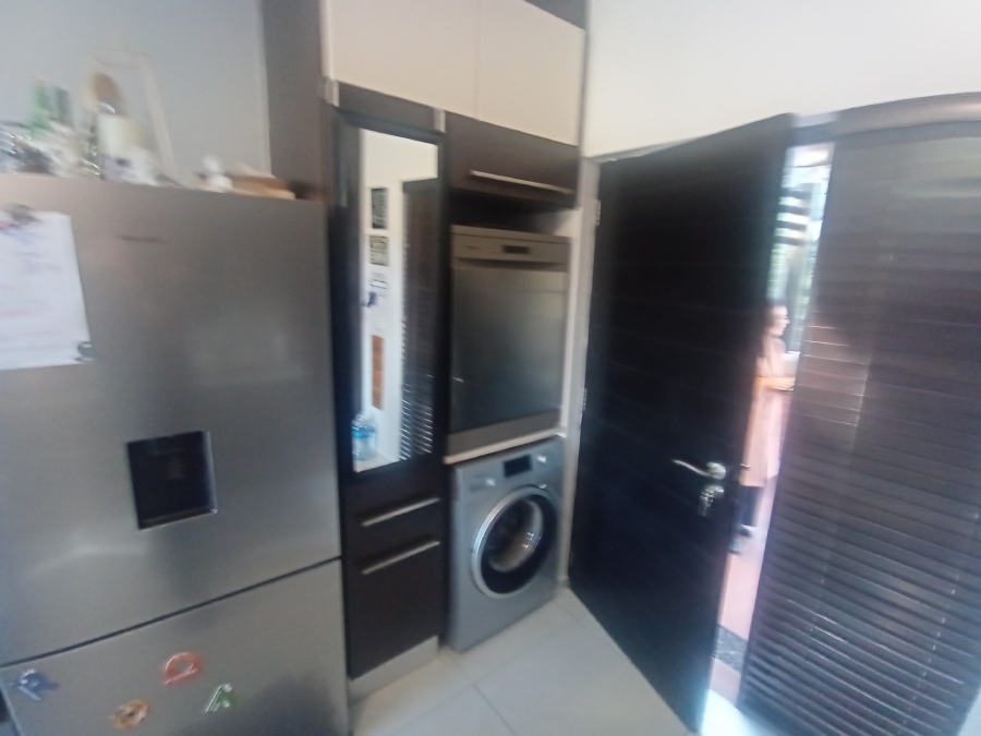 2 Bedroom Property for Sale in Bassonia Gauteng