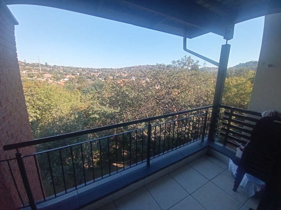 2 Bedroom Property for Sale in Bassonia Gauteng