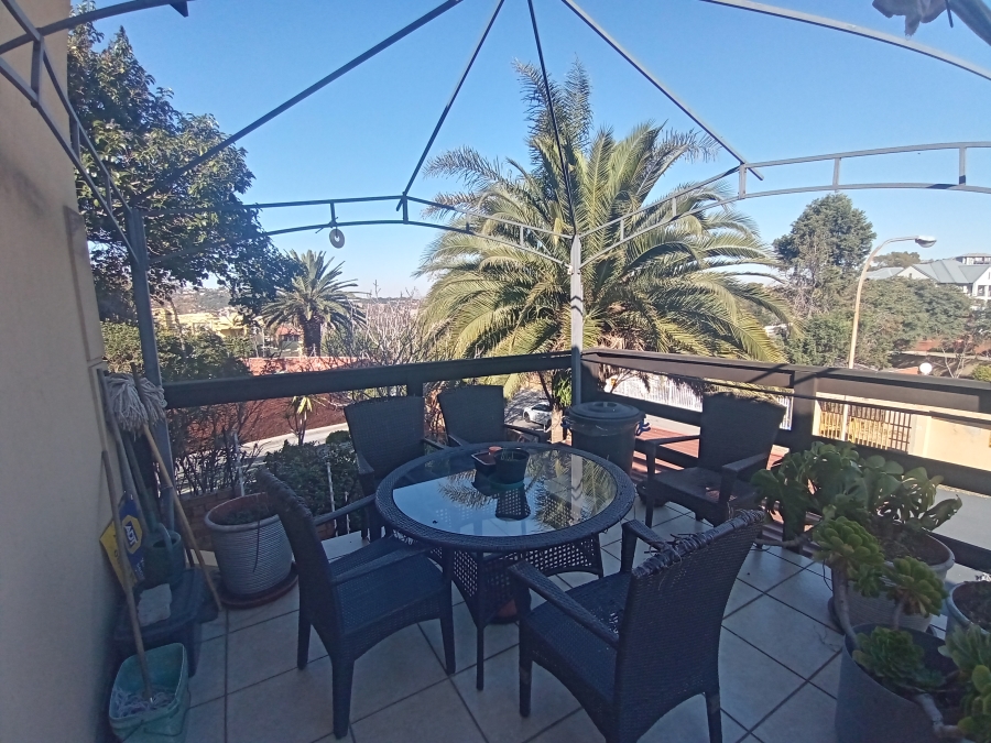 3 Bedroom Property for Sale in Oakdene Gauteng
