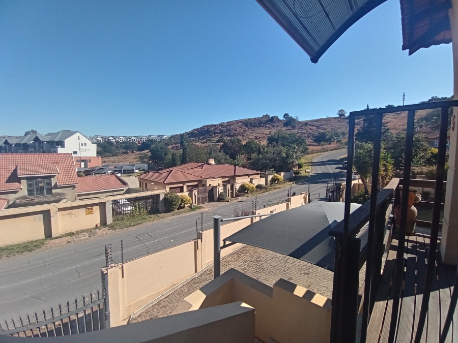 3 Bedroom Property for Sale in Oakdene Gauteng