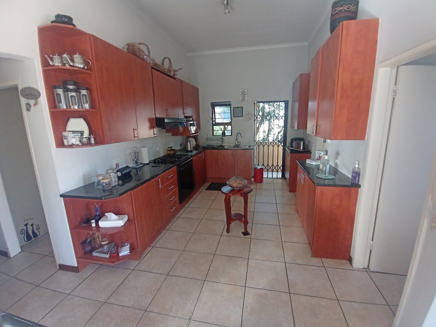 3 Bedroom Property for Sale in Oakdene Gauteng