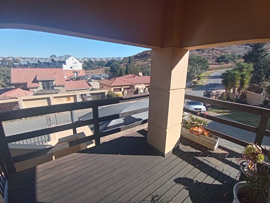 3 Bedroom Property for Sale in Oakdene Gauteng