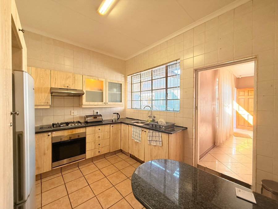 3 Bedroom Property for Sale in Robertsham Gauteng