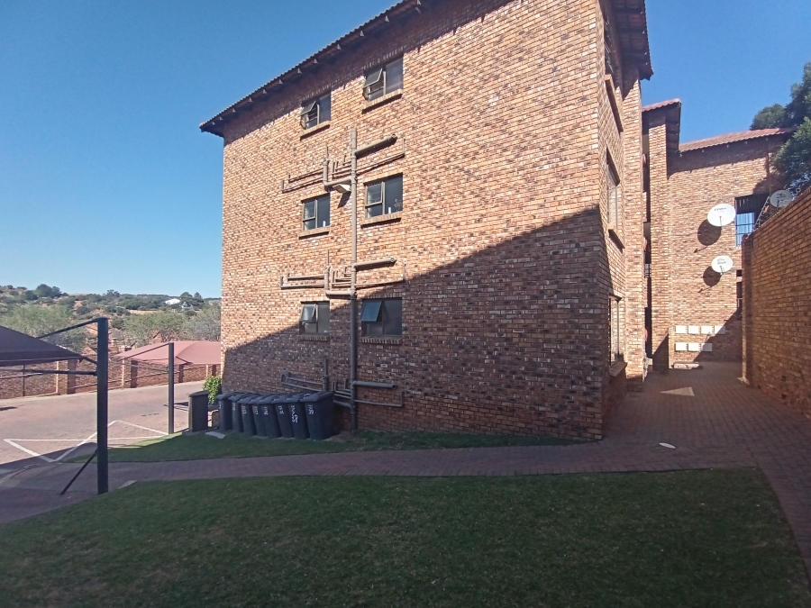2 Bedroom Property for Sale in Winchester Hills Gauteng