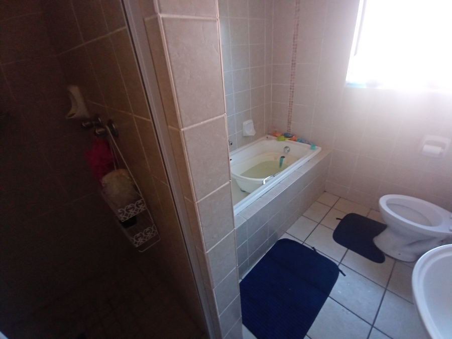 2 Bedroom Property for Sale in Winchester Hills Gauteng