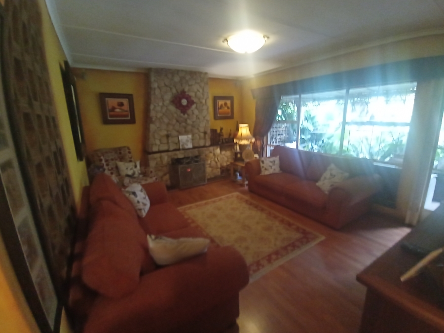 3 Bedroom Property for Sale in Brackenhurst Gauteng