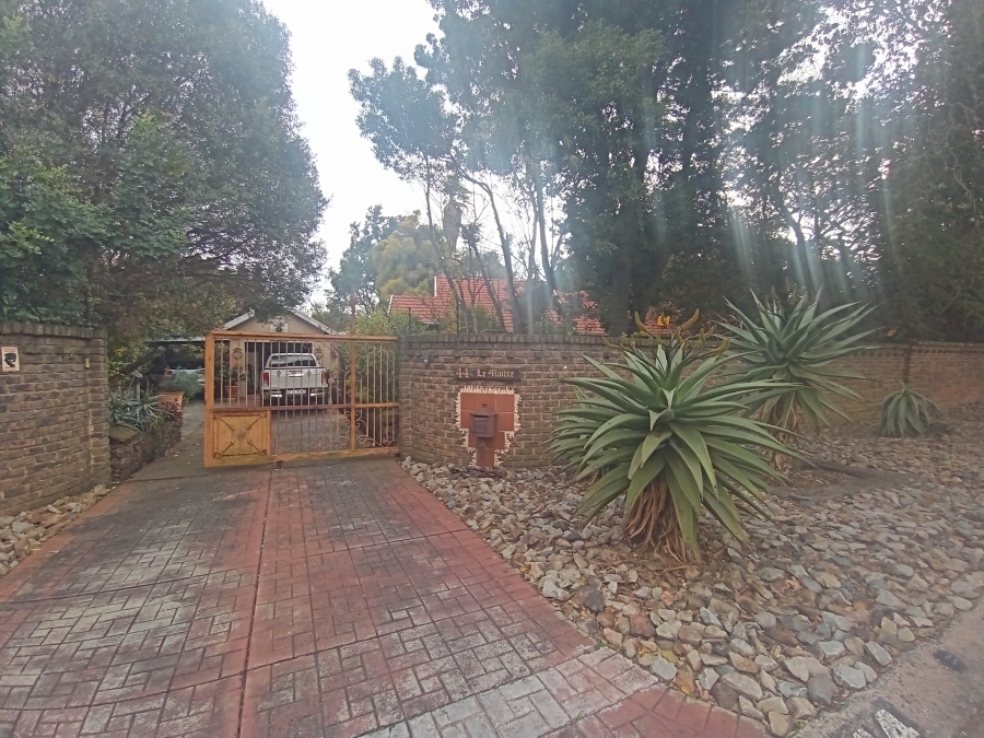 3 Bedroom Property for Sale in Brackenhurst Gauteng