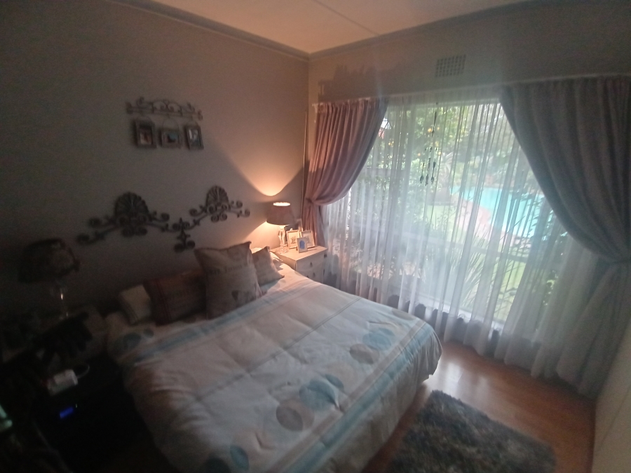 3 Bedroom Property for Sale in Brackenhurst Gauteng