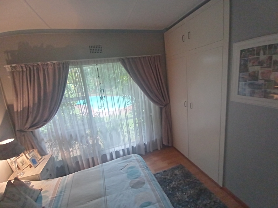 3 Bedroom Property for Sale in Brackenhurst Gauteng