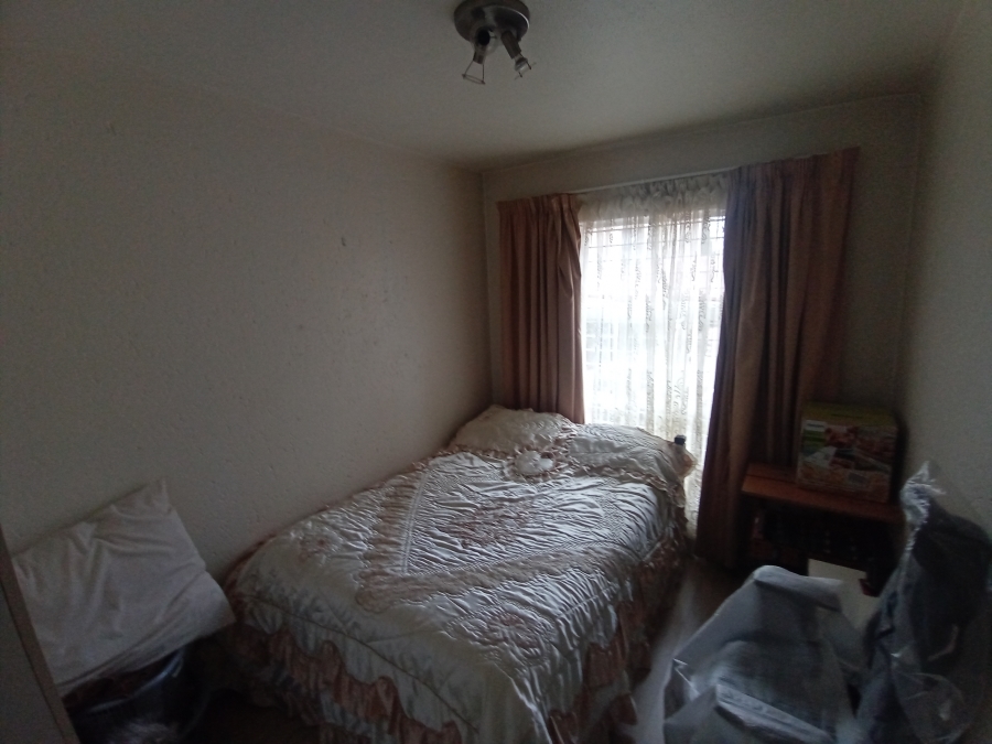 3 Bedroom Property for Sale in Brackendowns Gauteng