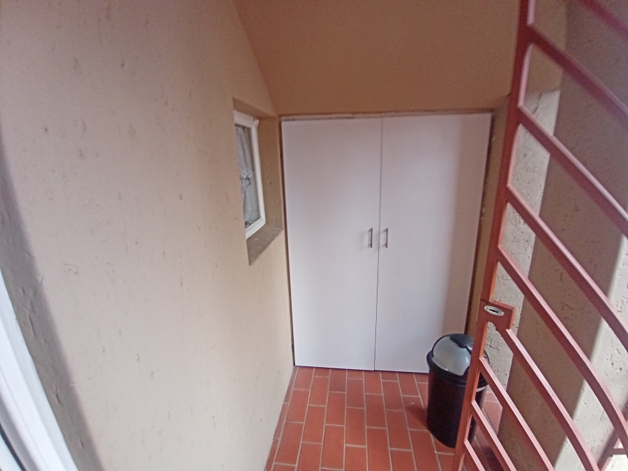 3 Bedroom Property for Sale in Brackendowns Gauteng