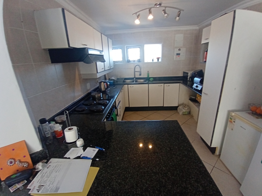 2 Bedroom Property for Sale in Bassonia Gauteng