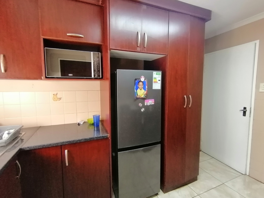 To Let 2 Bedroom Property for Rent in Ennerdale Gauteng