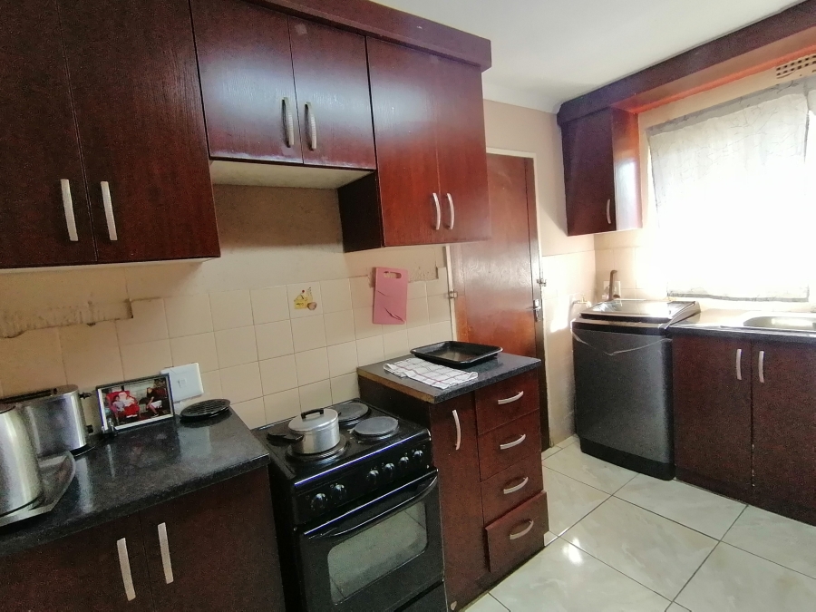 To Let 2 Bedroom Property for Rent in Ennerdale Gauteng