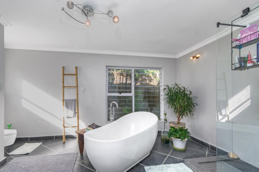 3 Bedroom Property for Sale in Sunninghill Gauteng