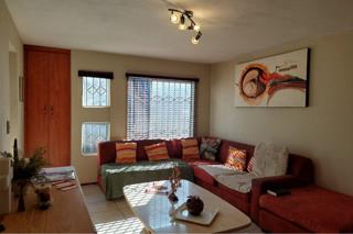 2 Bedroom Property for Sale in Mulbarton Gauteng