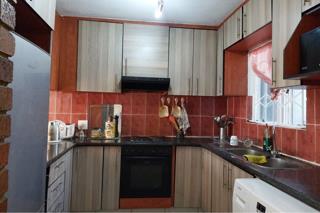 2 Bedroom Property for Sale in Mulbarton Gauteng