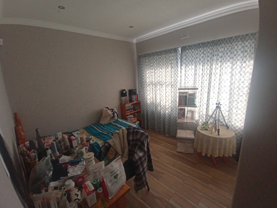 4 Bedroom Property for Sale in Glenvista Gauteng