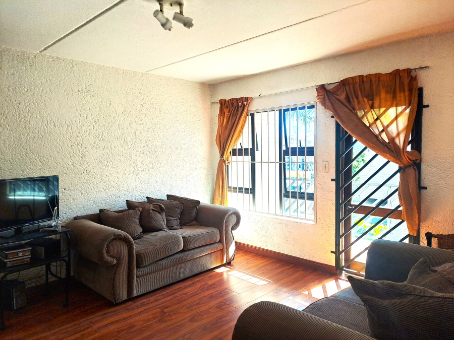 1 Bedroom Property for Sale in Auckland Park Gauteng