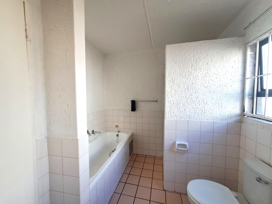 1 Bedroom Property for Sale in Auckland Park Gauteng