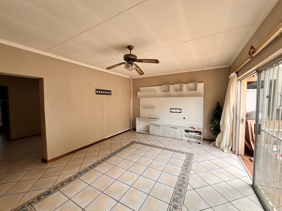 To Let 3 Bedroom Property for Rent in Sharonlea Gauteng