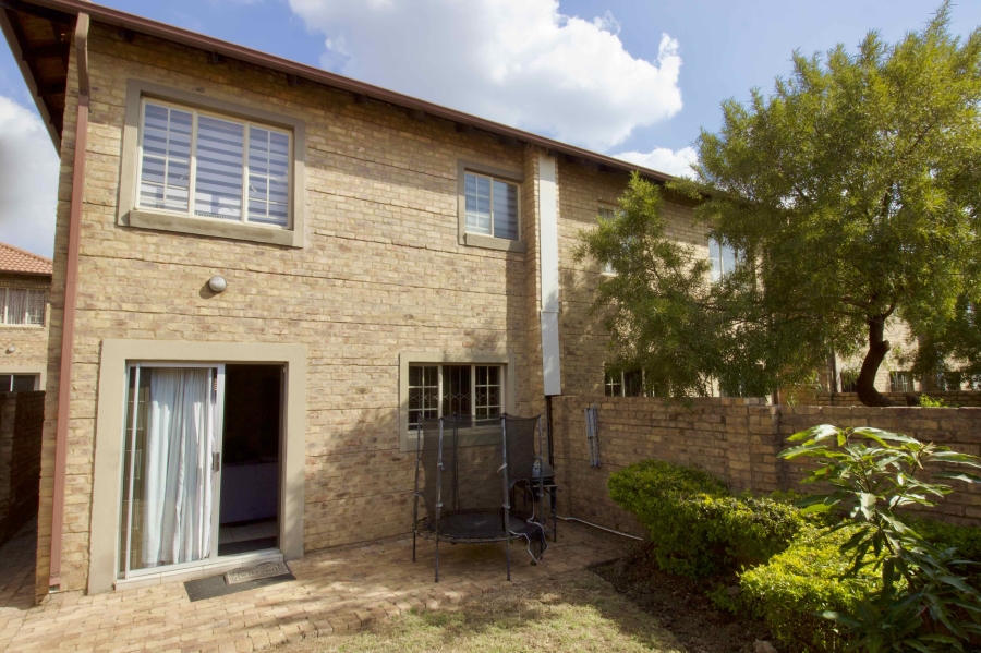 2 Bedroom Property for Sale in Annlin Gauteng