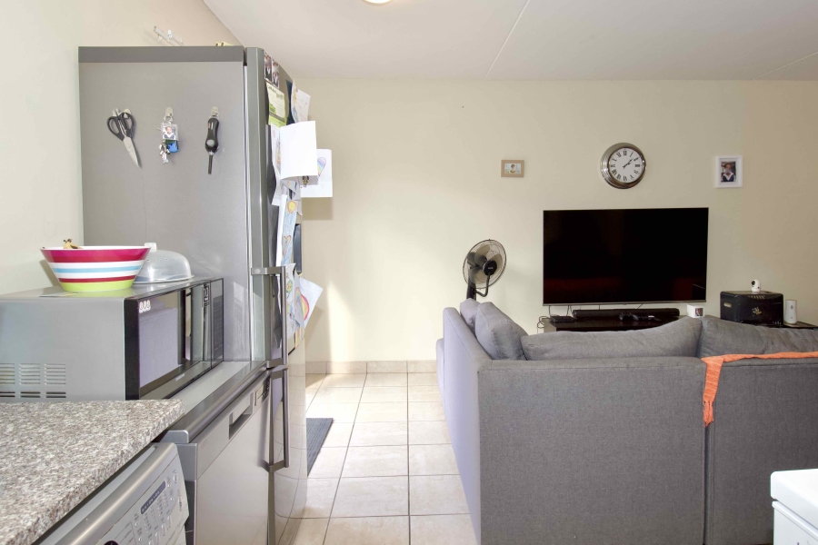 2 Bedroom Property for Sale in Annlin Gauteng