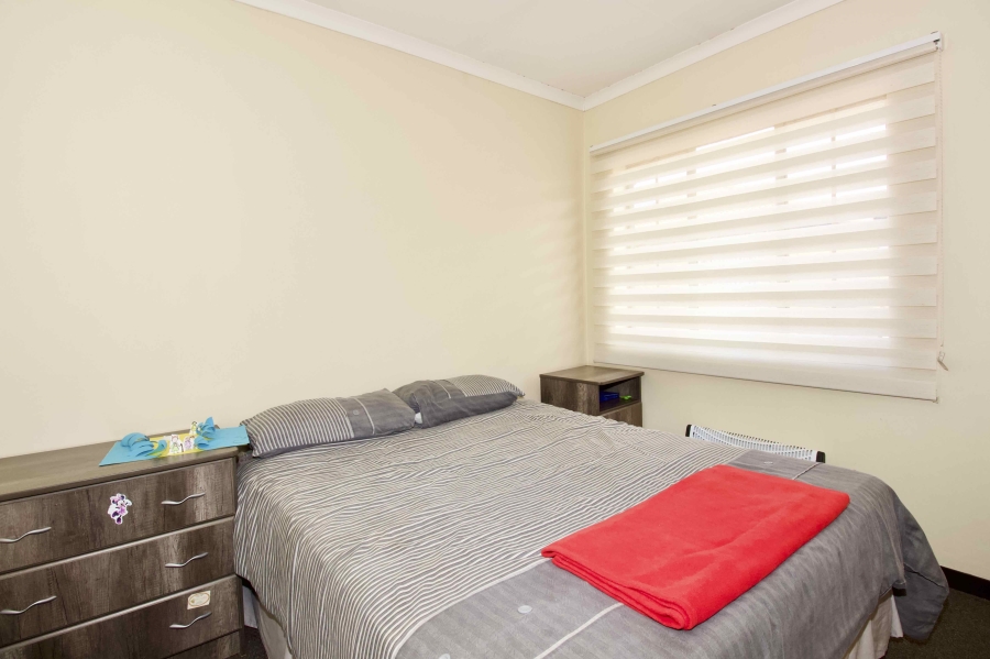 2 Bedroom Property for Sale in Annlin Gauteng