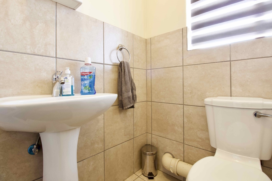 2 Bedroom Property for Sale in Annlin Gauteng