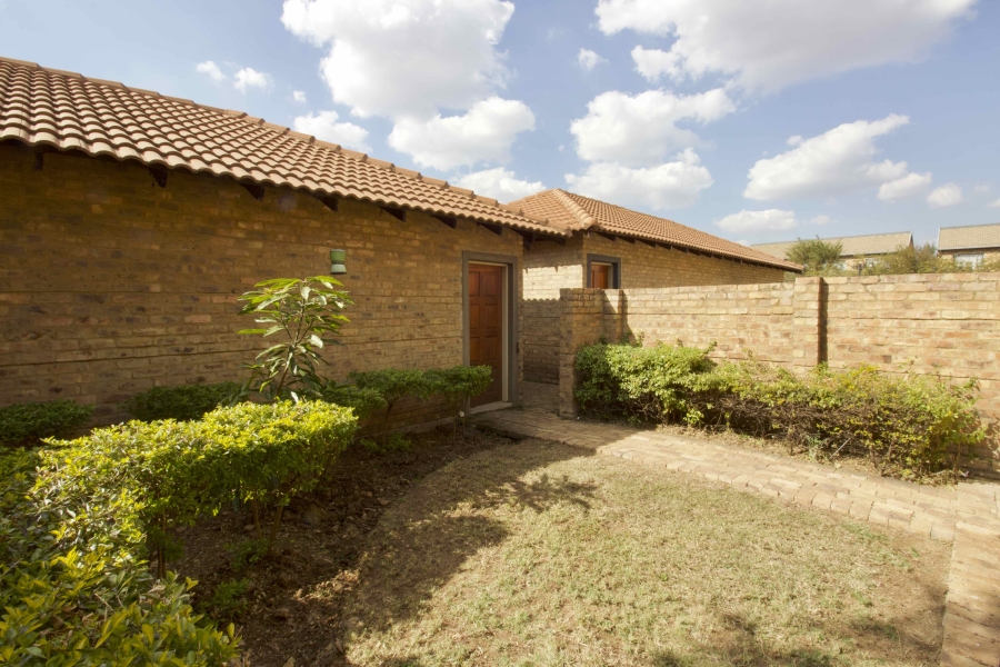 2 Bedroom Property for Sale in Annlin Gauteng