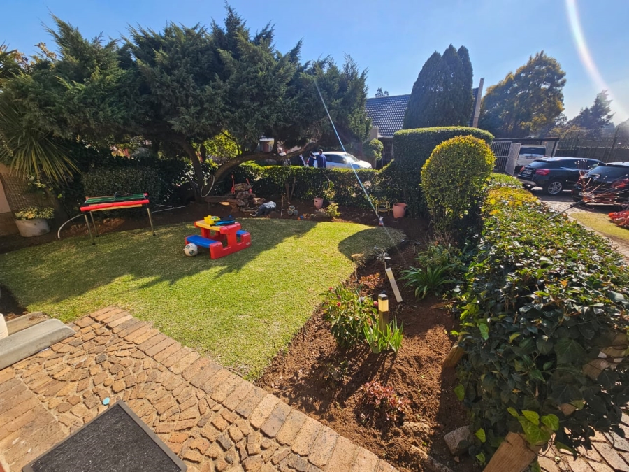 2 Bedroom Property for Sale in Albertsdal Gauteng