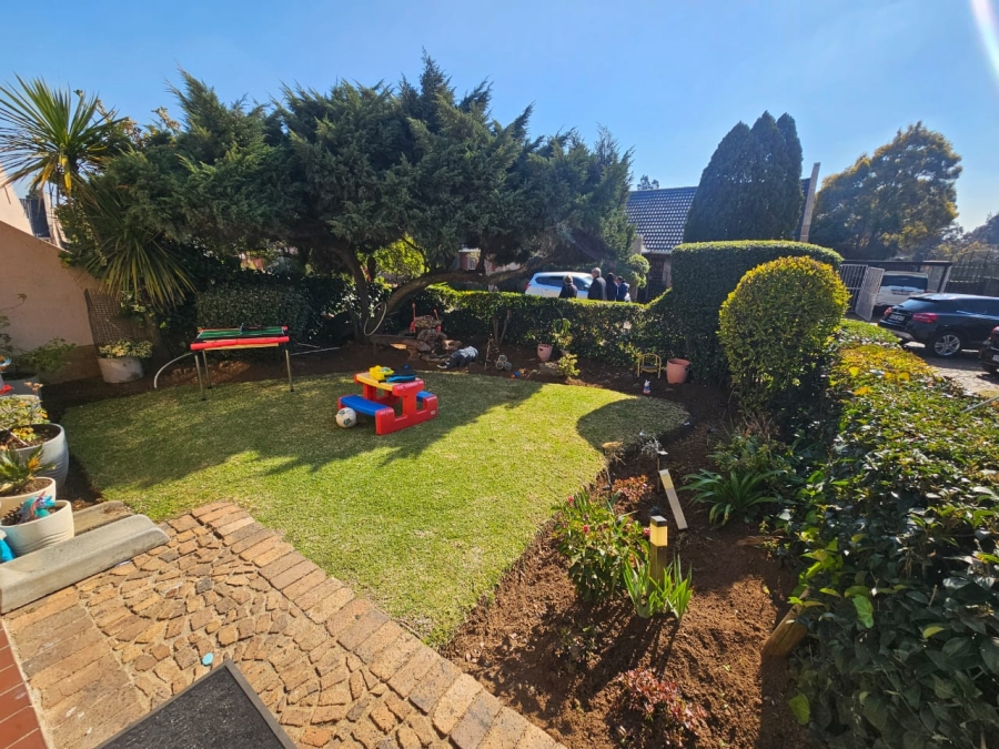 2 Bedroom Property for Sale in Albertsdal Gauteng