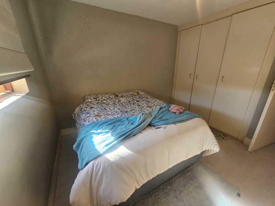 2 Bedroom Property for Sale in Raceview Gauteng