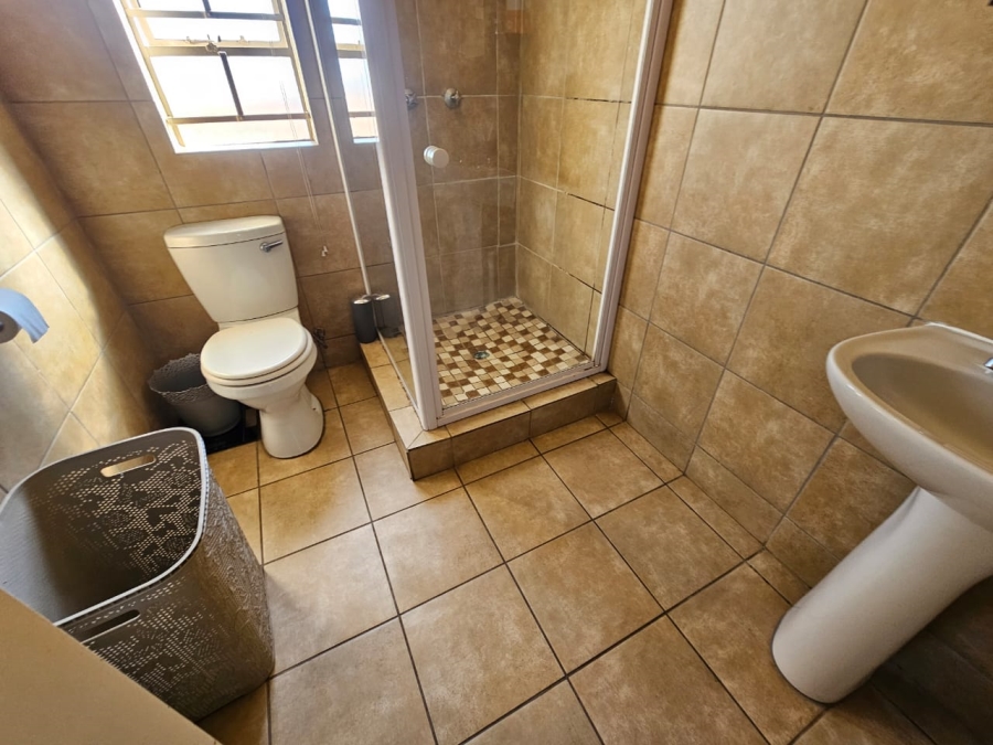 3 Bedroom Property for Sale in Albertsdal Gauteng