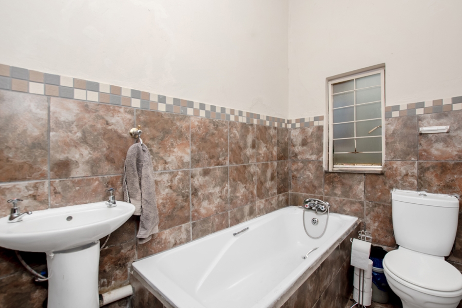 4 Bedroom Property for Sale in Benoni Central Gauteng