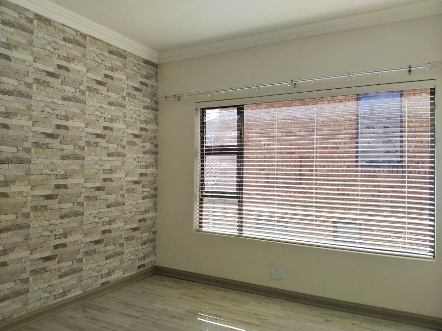 3 Bedroom Property for Sale in Chancliff Ridge Gauteng